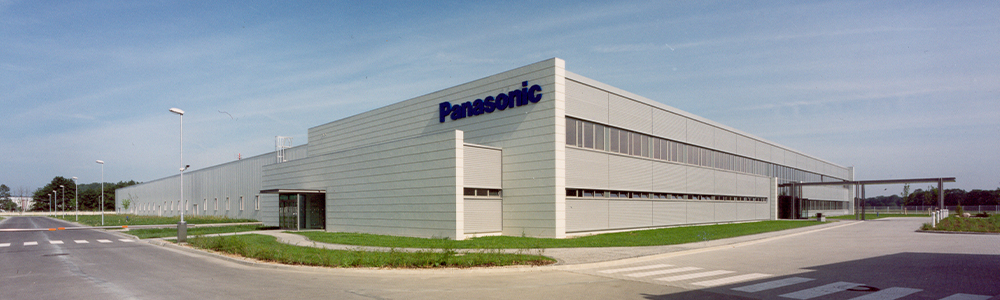 Panasonic-company-building_l